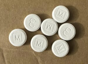 m 3 white round pill