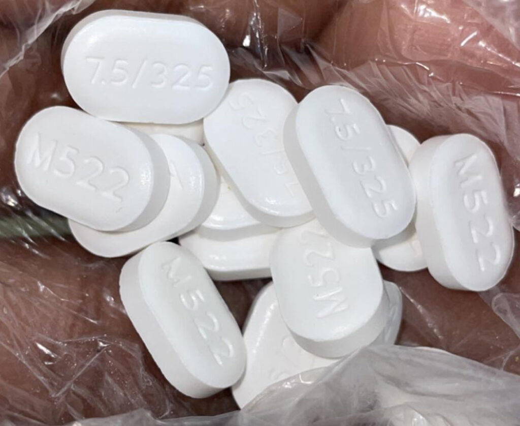 m522 counterfeit pills