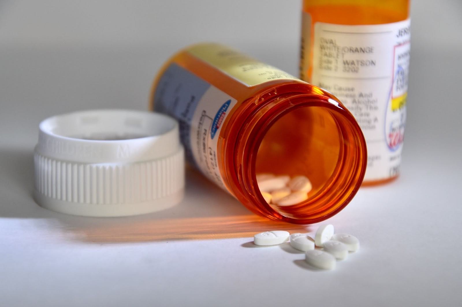 Hydrocodone Vs. Oxycodone: Understanding The Difference - Still Detox