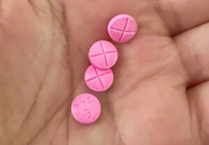 e 344 pink adderall pill